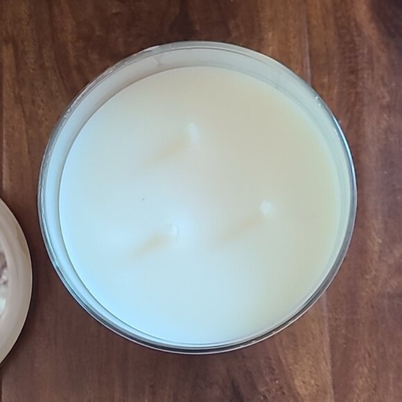 WARM OCEAN BREEZE 3 Wick Candle Bath & Body Works - Picture 3 of 6